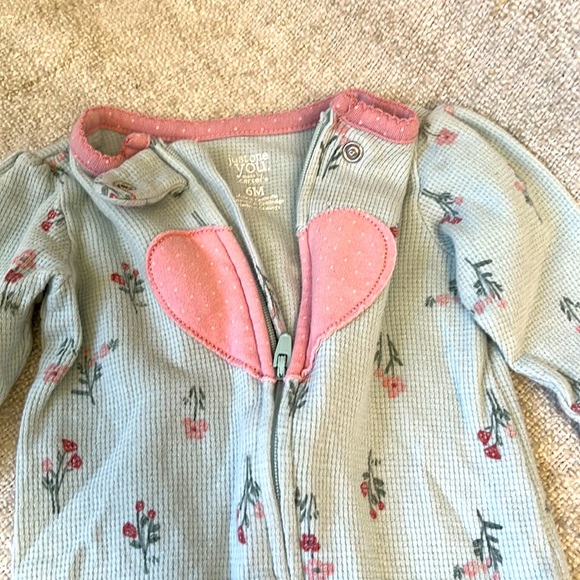 Carter’s just one you Infant Girls 6 month PJ bundle of 2 - Picture 3 of 12